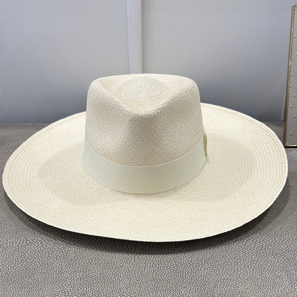 Chic Cream Wide-Brim Hat